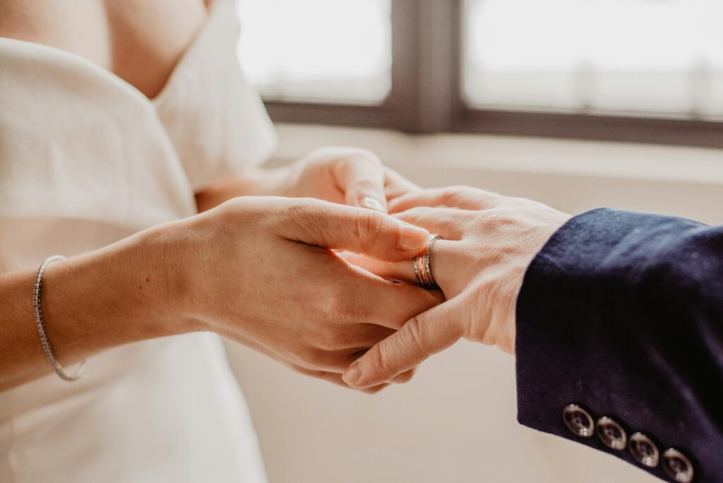 anillos novios boda civil