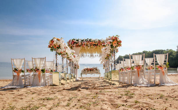 arco floral, telas arco floral, decoracion boda, decoracion boda en la playa, decoracion floral, arco con flores