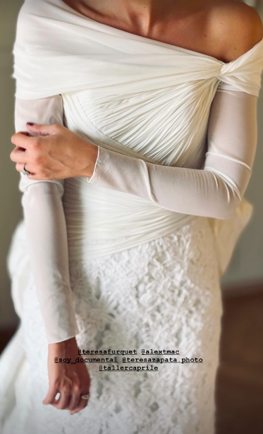 vestido novia seda, vestido novia encaje, vestido novia transperancias, vestido novia personalizado, vestido novia con cola, vestido novia palabra de honor, vestido caprile, exposición caprile, lorenzo caprile, vestdio novia barato, vestido novia lowcost